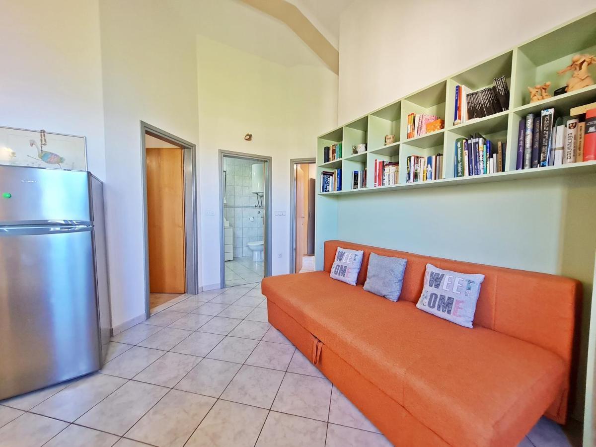 Apartment Ivana Borak 奥米什 外观 照片