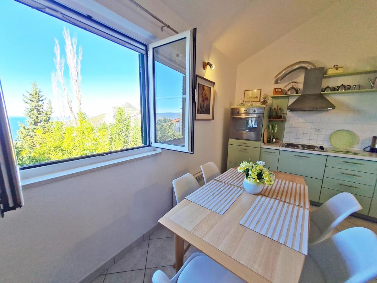 Apartment Ivana Borak 奥米什 外观 照片